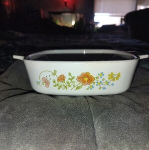 Floral White Baking Dish 1 qt